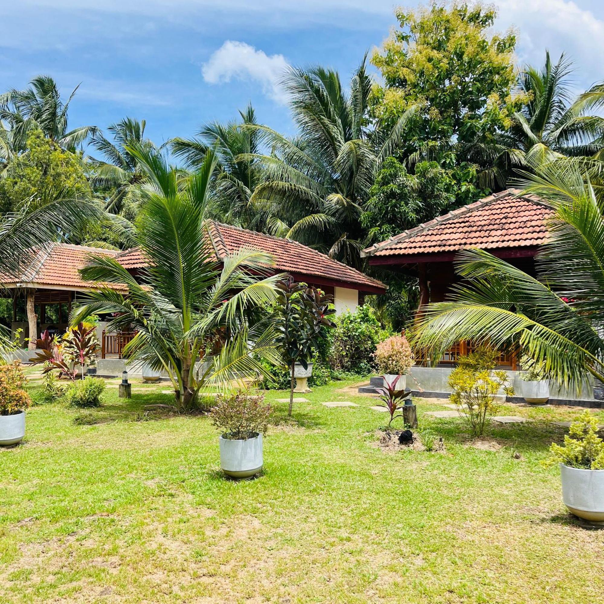 Hanguk Lanka Lagoon Villa Tangalle Exterior photo