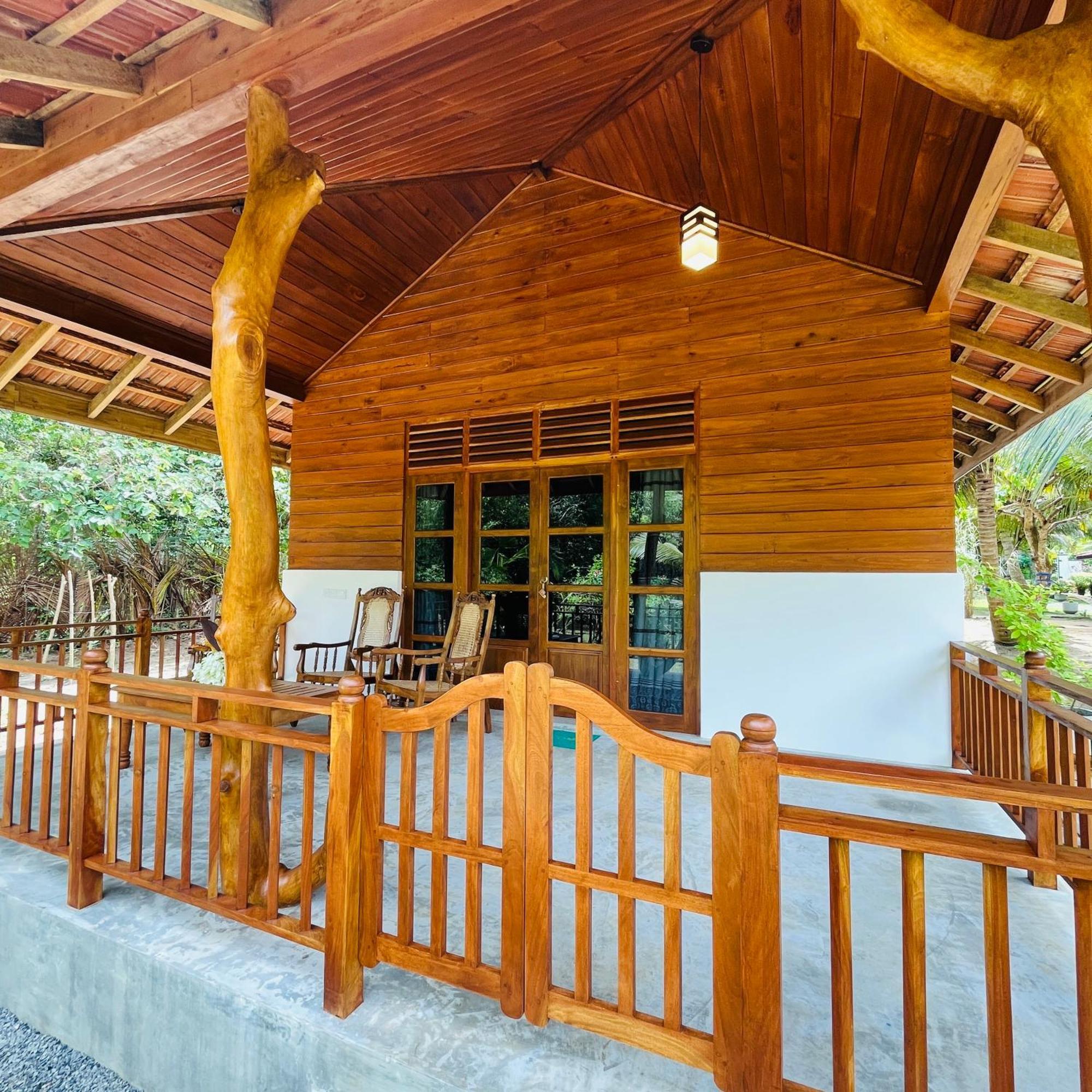 Hanguk Lanka Lagoon Villa Tangalle Exterior photo