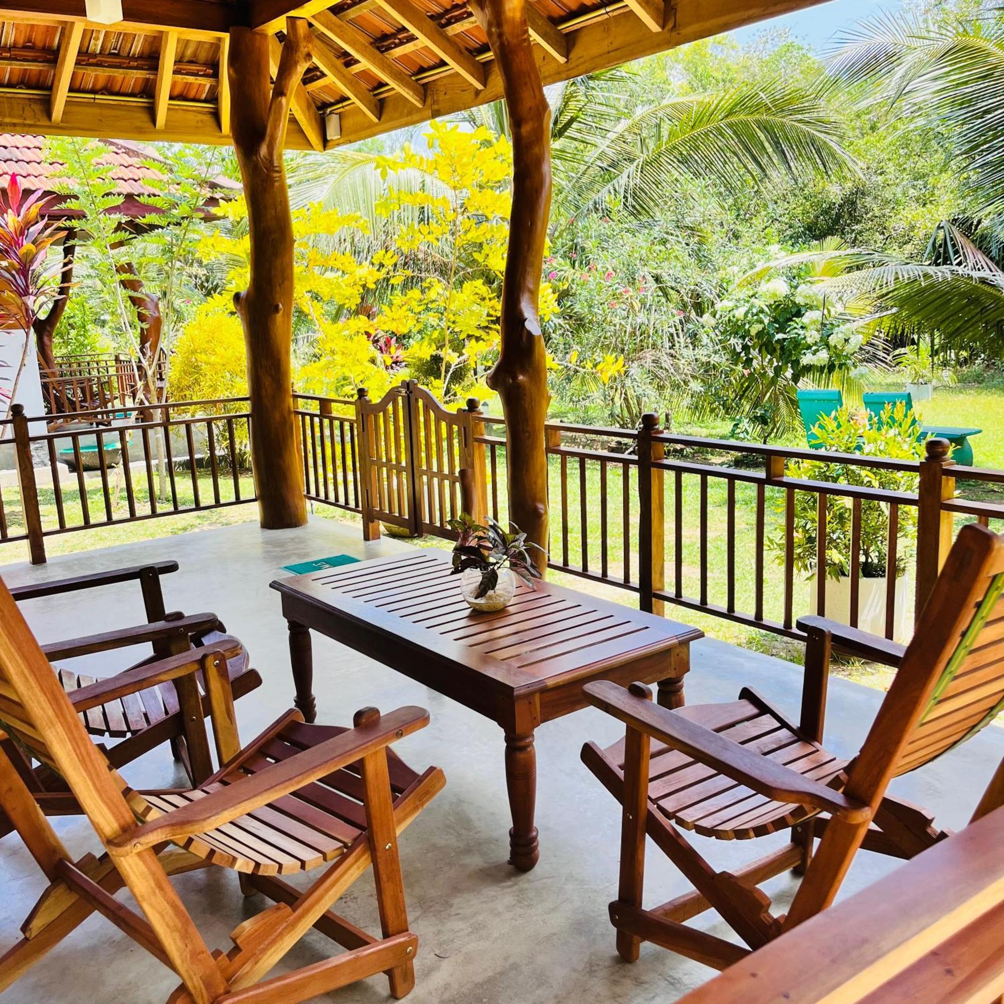 Hanguk Lanka Lagoon Villa Tangalle Exterior photo